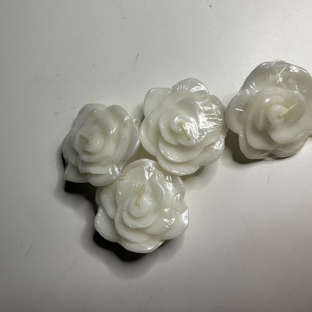 White Rose Shaped Candles